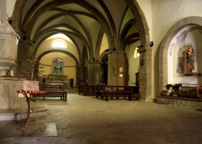 Interno della Chiesa di San Pietro a Radicofani