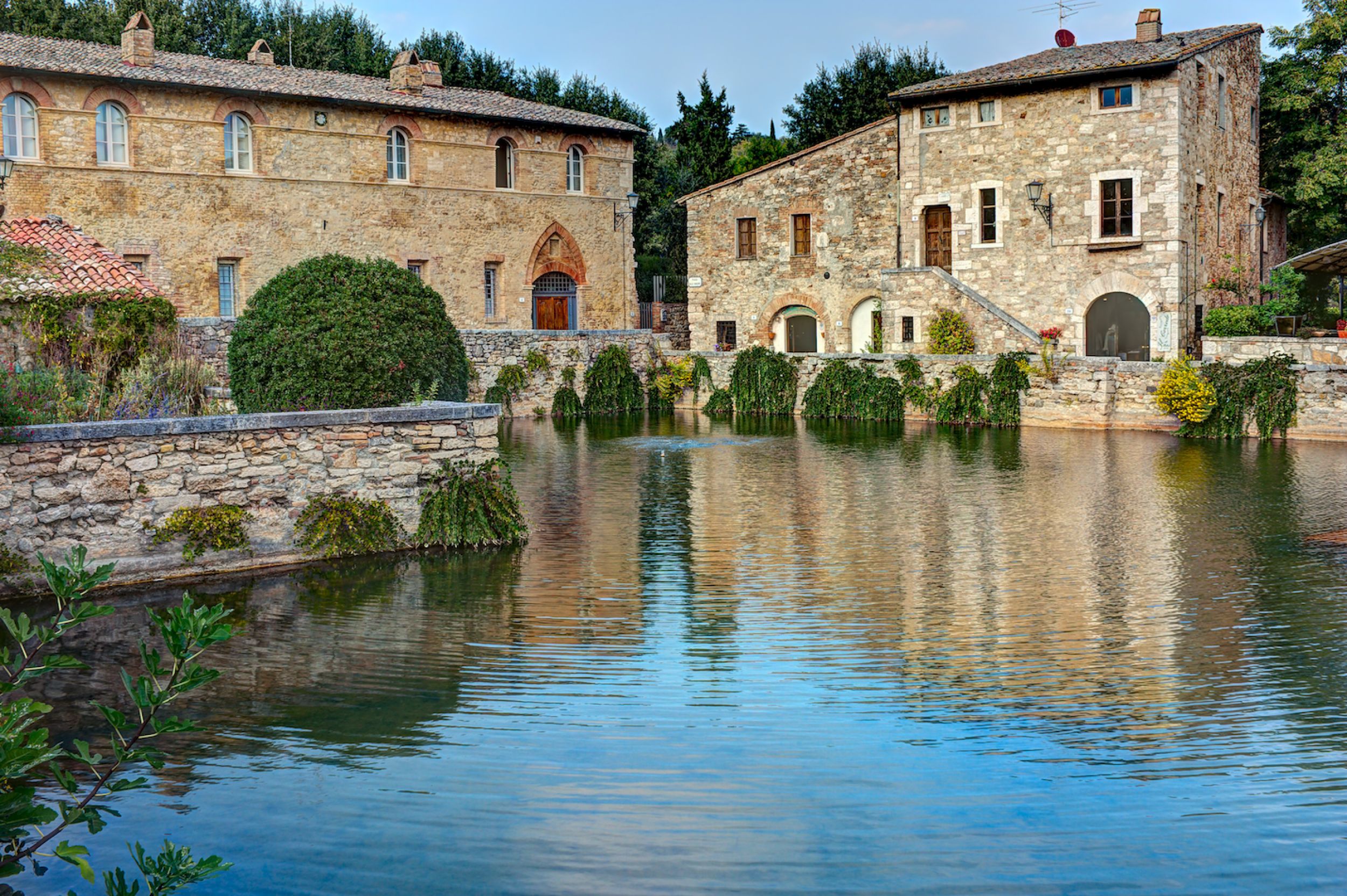 Vasca termale cinquecentesca piazza Bagno Vignoni