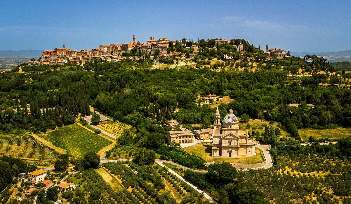 Tagliere salumi e pecorino abbinamento vino Valdorcia